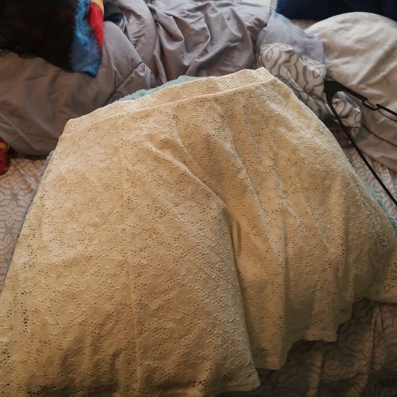 Skirt - Picture 2 of 2